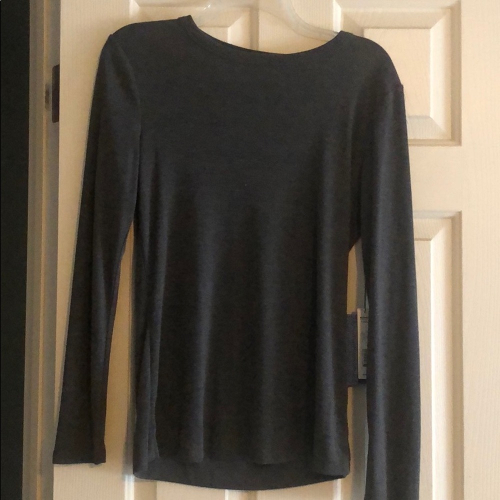 Simply Vera Vera Wang long sleeve knit shirt new